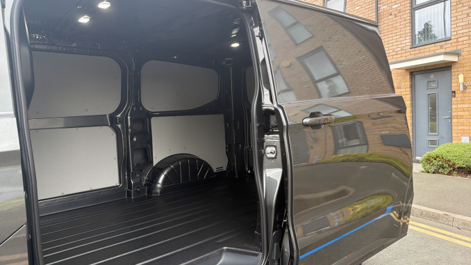 Ford Transit Custom 320 L1 Diesel Fwd 2.0 EcoBlue 170ps H1 Van Sport Auto - Image 5